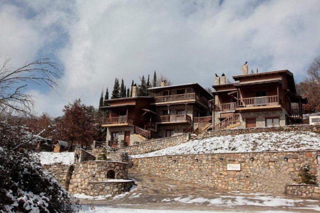 Appartamento Efharis Filoxenon Feneos Esterno foto